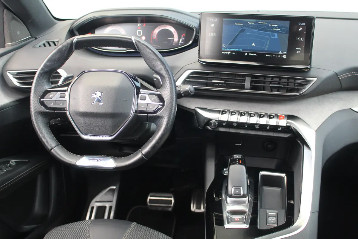 1.2 GT | Pano | Memory | 360 CAM | Adaptive Cruise & Drive Assist | Stoelverw. | Navi | Carplay | | Pano | Memory | 360 CAM | Adaptive Cruise & Drive Assist | Stoelverw. | Navi | Carplay |