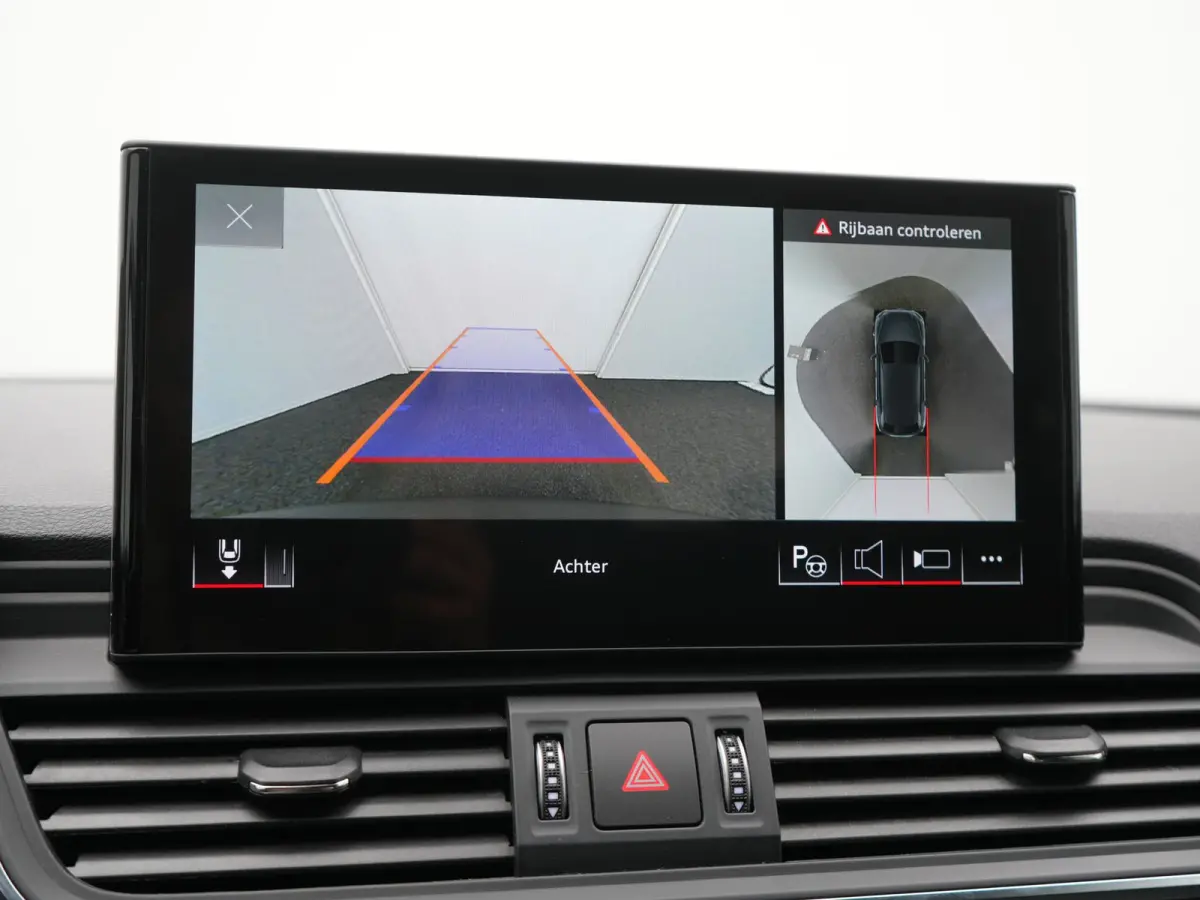 50 TFSI e Pro Line PHEV 300pk Dealer O.H. | Trekhaak Af Fabriek | Head Up | 360 Camera | BLACK PACK| Voorstoelen Verwarmd | Blis | 20"L.M | Virtual Cockpit | Cruise Control | Navigatie | DAB