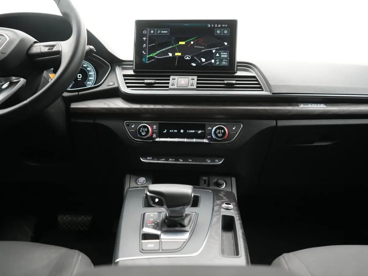 50 TFSI e Pro Line PHEV 300pk Dealer O.H. | Trekhaak Af Fabriek | Head Up | 360 Camera | BLACK PACK| Voorstoelen Verwarmd | Blis | 20"L.M | Virtual Cockpit | Cruise Control | Navigatie | DAB