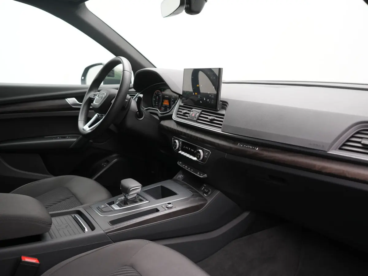 50 TFSI e Pro Line PHEV 300pk Dealer O.H. | Trekhaak Af Fabriek | Head Up | 360 Camera | BLACK PACK| Voorstoelen Verwarmd | Blis | 20"L.M | Virtual Cockpit | Cruise Control | Navigatie | DAB