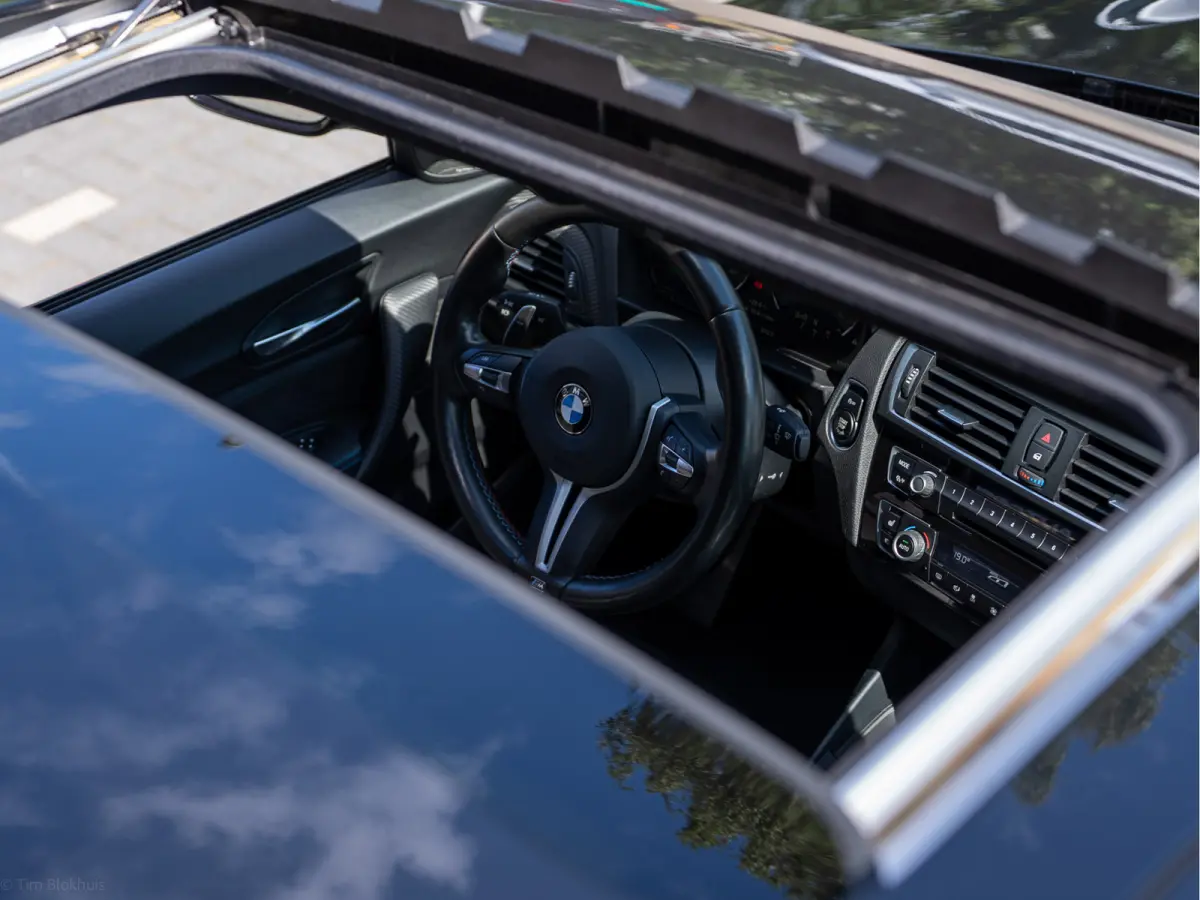 M2 DCT 370PK NIEUWSTAAT I NL-AUTO I NAP I DEALER-ONDERHOUDEN I I 19" I Harman kardon I Leer I Schuifdak I Memory I Camera I Led I Carplay I Carbon I