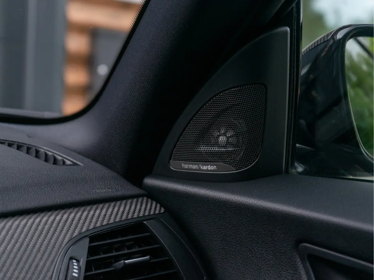 M2 DCT 370PK NIEUWSTAAT I NL-AUTO I NAP I DEALER-ONDERHOUDEN I I 19" I Harman kardon I Leer I Schuifdak I Memory I Camera I Led I Carplay I Carbon I