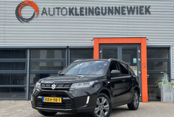1.5 Hybrid Select / Allseason Banden / Navi / Stoelverwarming / Applecarplay/AndroidAuto /