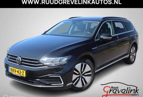 1.4 TSI PHEV GTE 218 PK AUTOMAAT Leer|Stoelverw|Camera|LED|DAB|DonkerGlas|Navi|Carplay|PDC V+A|Dodehoek|17"LMV