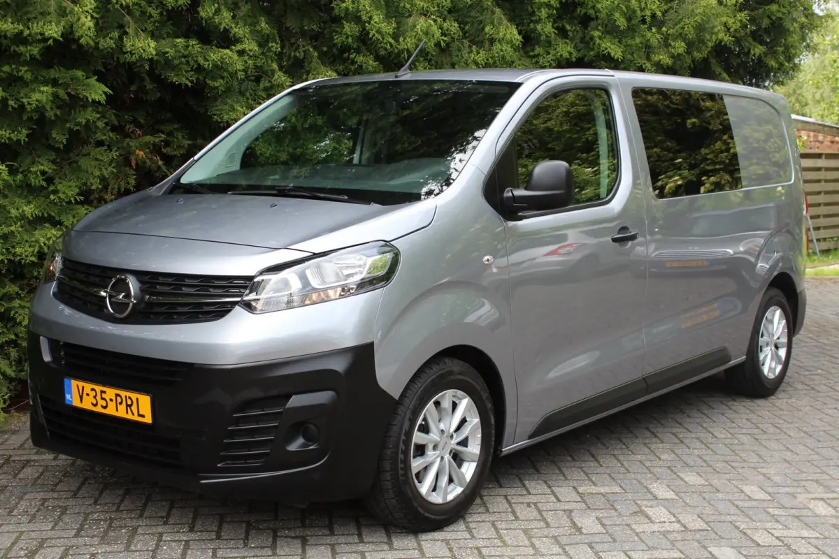 2.0 BlueHDi 145 S&S L2 145PK Automaat | Parkeercamera | Navigatie | Stoelverwarming