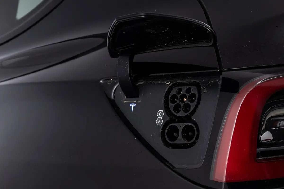 Long Range Dual Motor 75 kWh *SOH 94.6%* PANORAMADAK | LEDER
