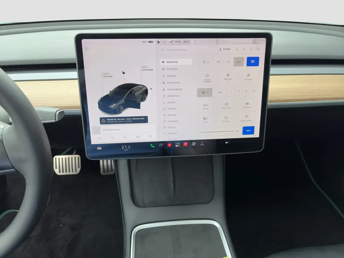 Long Range AWD 75kWh 351pk | Camera | Leder | Panoramadak | LED | Cruisecontrol adaptief | Elec. bed. stoelen | Metallic lak | Stoelverwarming | Navigatie