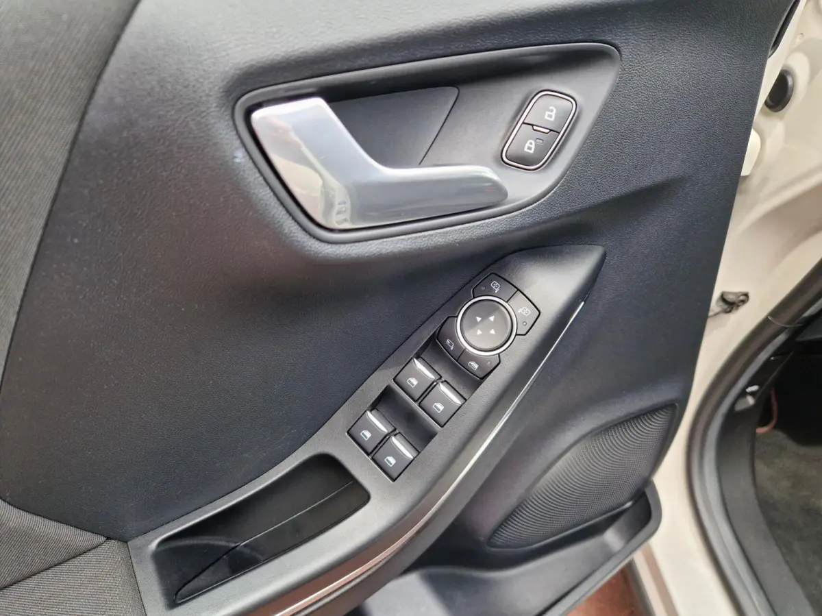 1.0 EcoBoost ST-Line X 12MND BOVAG GAR|NAVI|CAMERA|AFN. TREKHAAK|STOELVERW|STUURVERW