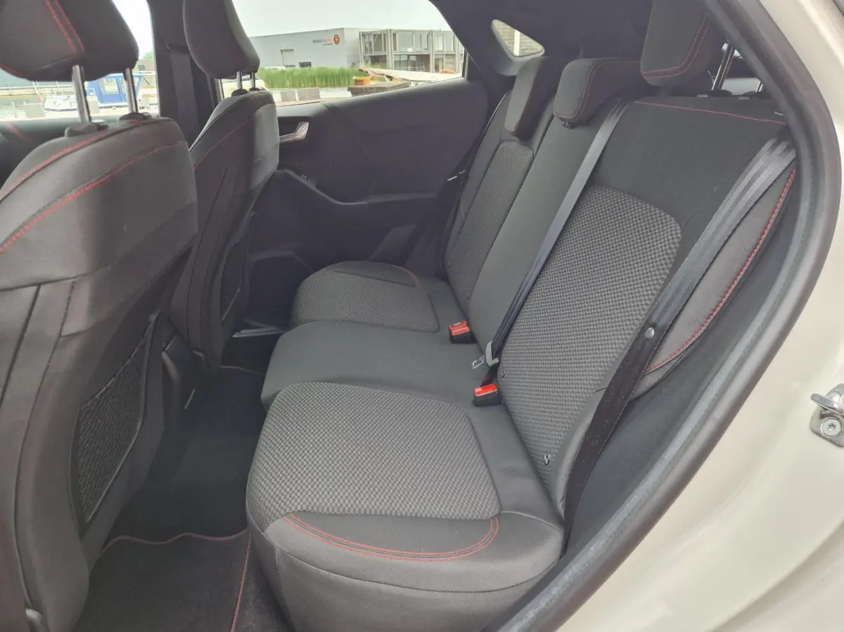 1.0 EcoBoost ST-Line X 12MND BOVAG GAR|NAVI|CAMERA|AFN. TREKHAAK|STOELVERW|STUURVERW