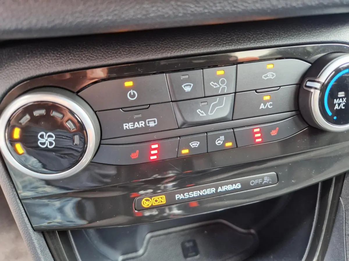 1.0 EcoBoost ST-Line X 12MND BOVAG GAR|NAVI|CAMERA|AFN. TREKHAAK|STOELVERW|STUURVERW
