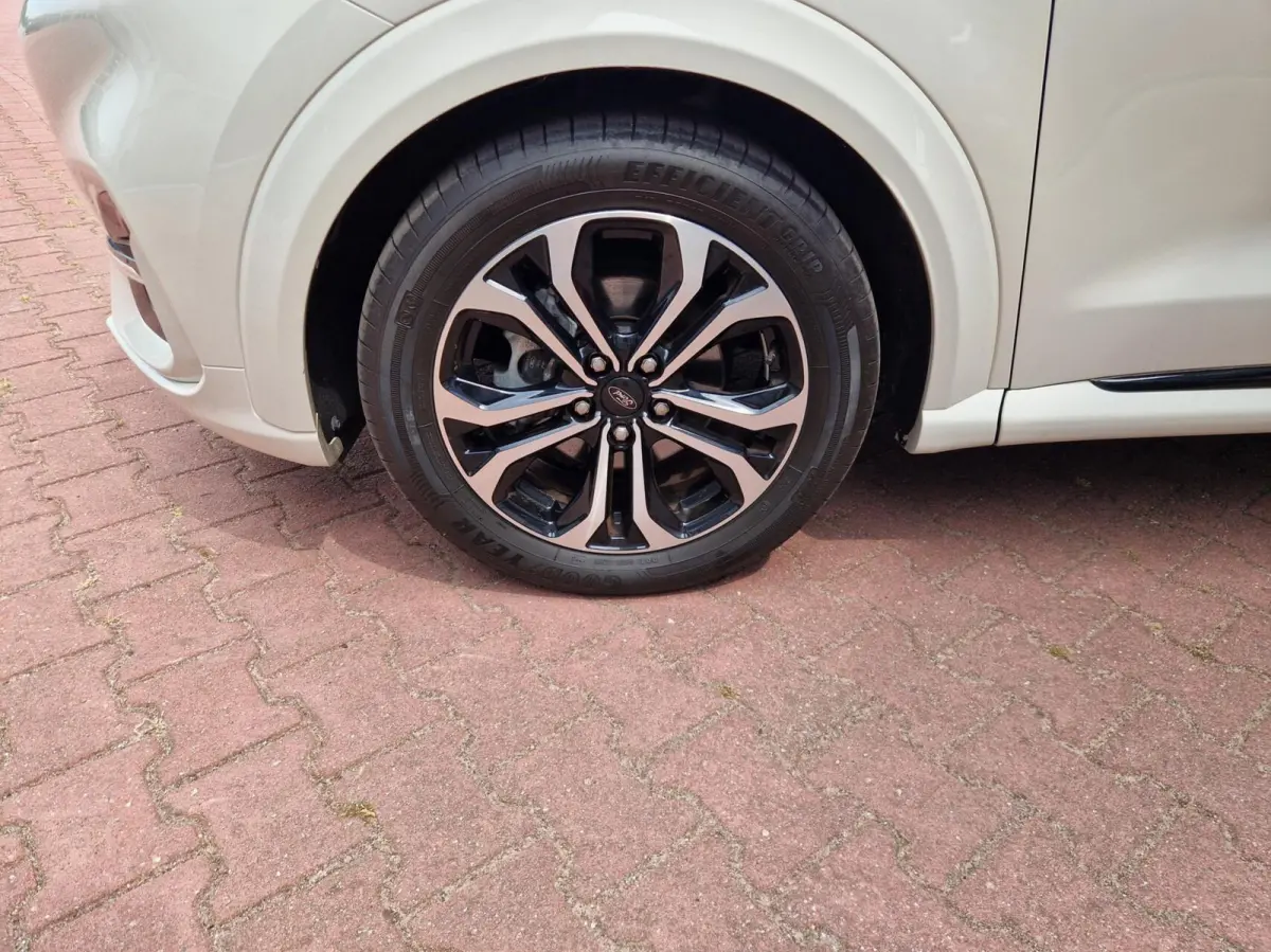 1.0 EcoBoost ST-Line X 12MND BOVAG GAR|NAVI|CAMERA|AFN. TREKHAAK|STOELVERW|STUURVERW