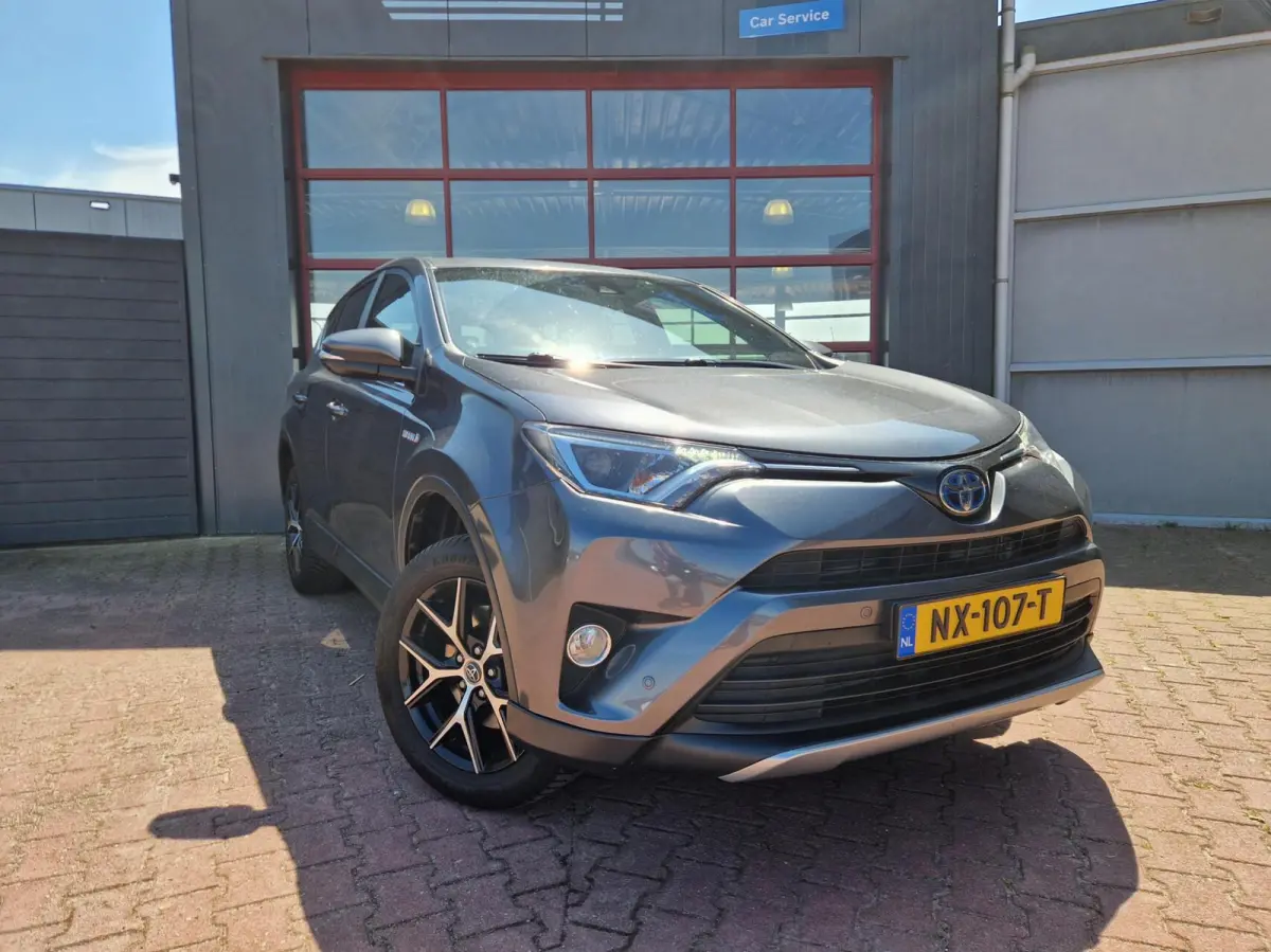 2.5 Hybrid Dynamic Sport 12MND BOVAG GAR|ECC|LMV 18"|CAMERA|ACC|PRIV GLASS