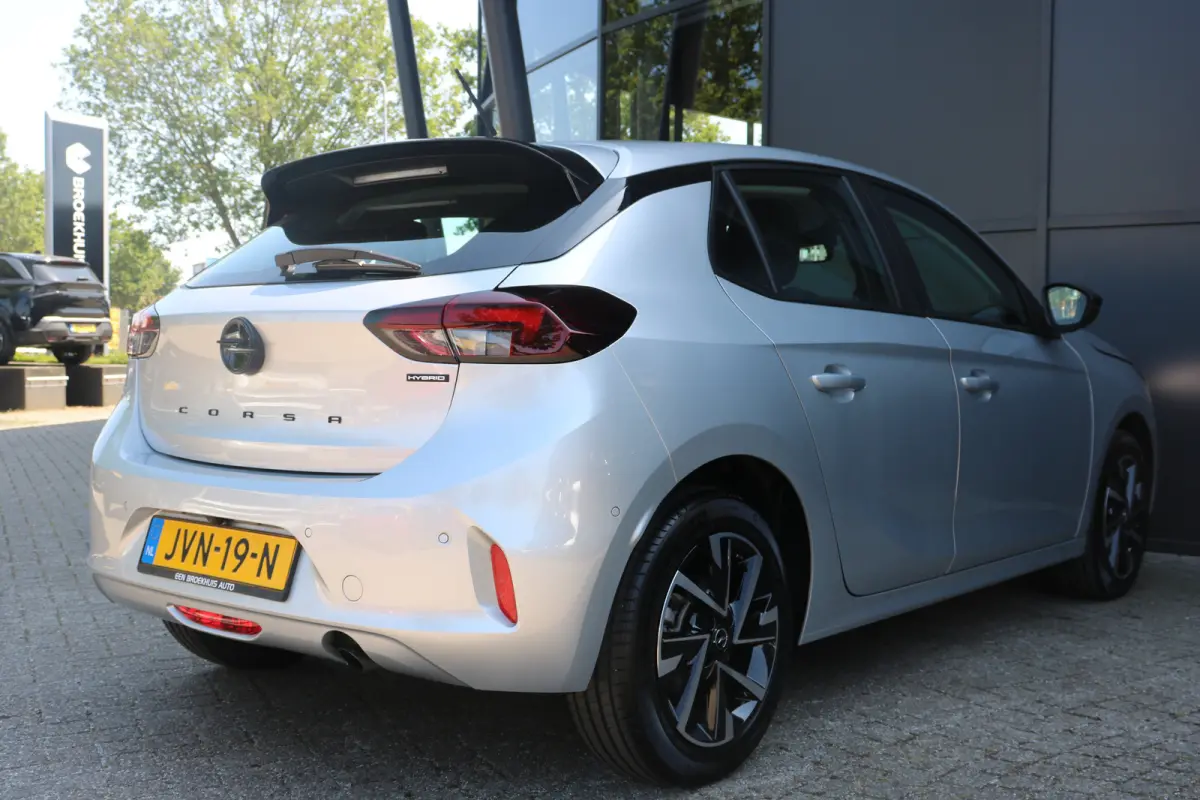 1.2 Turbo Hybrid Edition Voorstoelen & Stuur verwarmd | Cruise | Dodehoek | Apple Carplay/Android | LED |