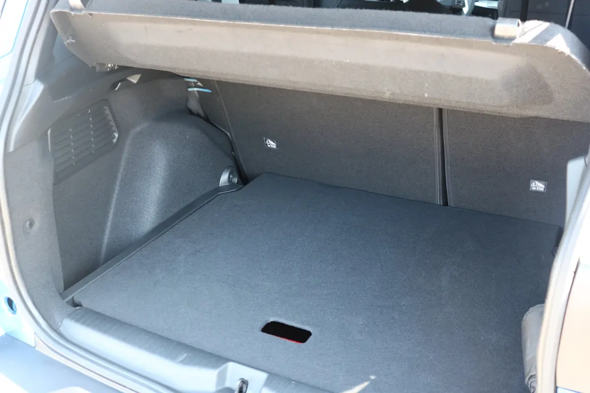 GS 44 kWh | Navi | Camera | DAB | Dodehoek | Climate | LMV 17 " | Apple Carplay/Android |