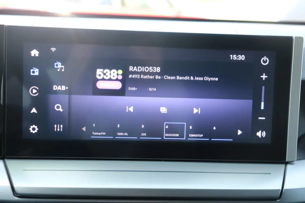 GS 44 kWh | Navi | Camera | DAB | Dodehoek | Climate | LMV 17 " | Apple Carplay/Android |