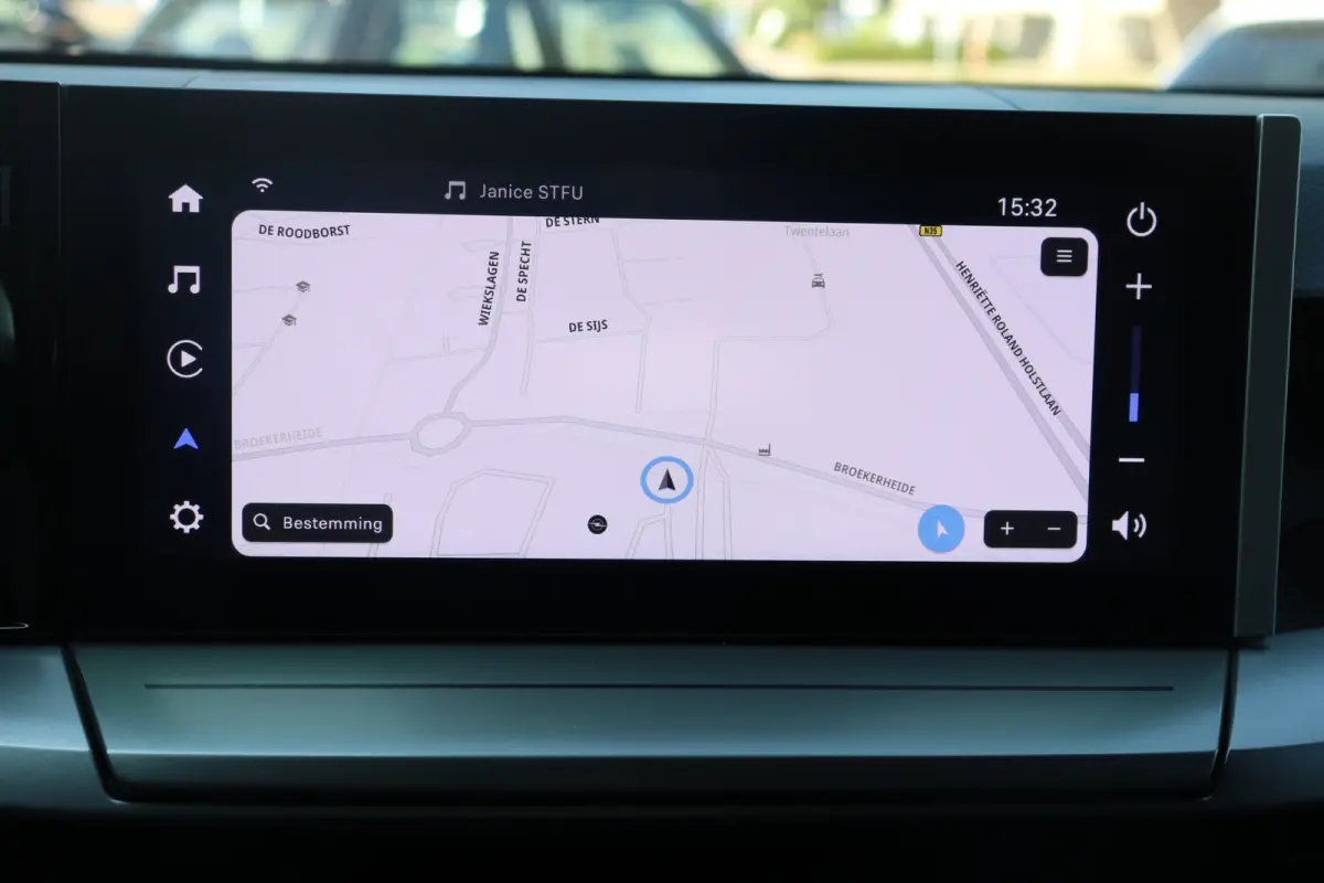 GS 44 kWh | Navi | Camera | DAB | Dodehoek | Climate | LMV 17 " | Apple Carplay/Android |