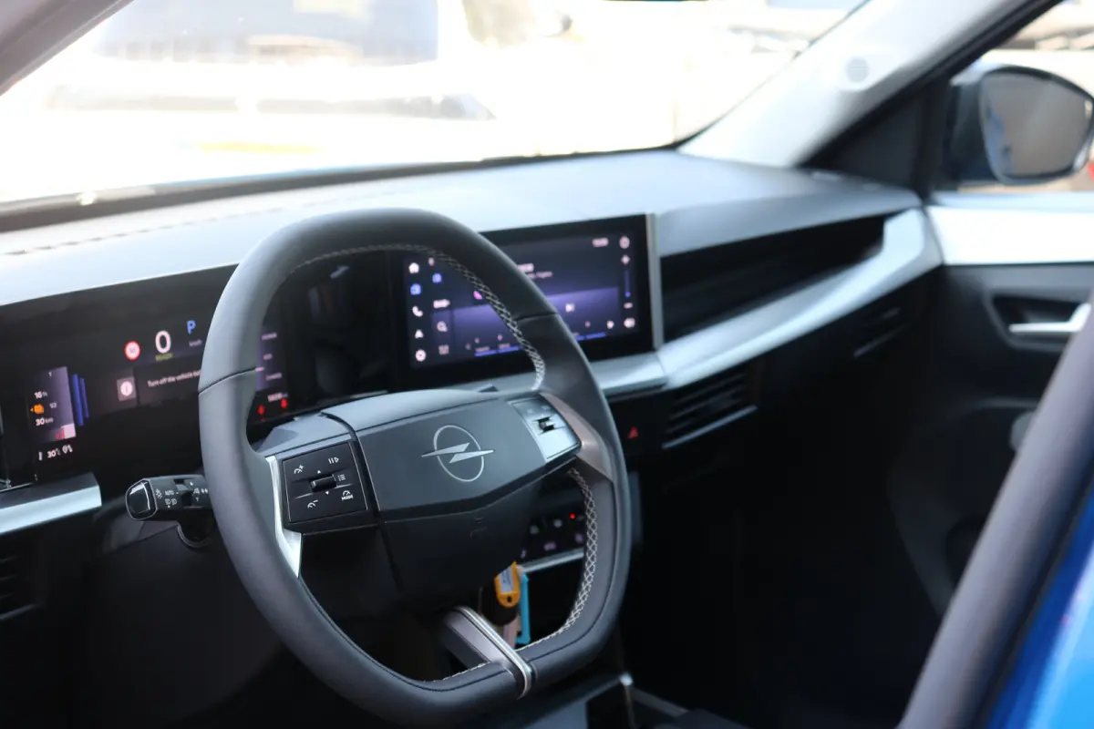GS 44 kWh | Navi | Camera | DAB | Dodehoek | Climate | LMV 17 " | Apple Carplay/Android |