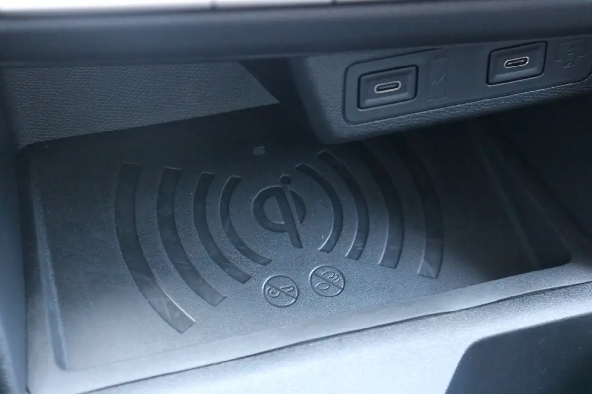 GS 44 kWh | Navi | Camera | DAB | Dodehoek | Climate | LMV 17 " | Apple Carplay/Android |