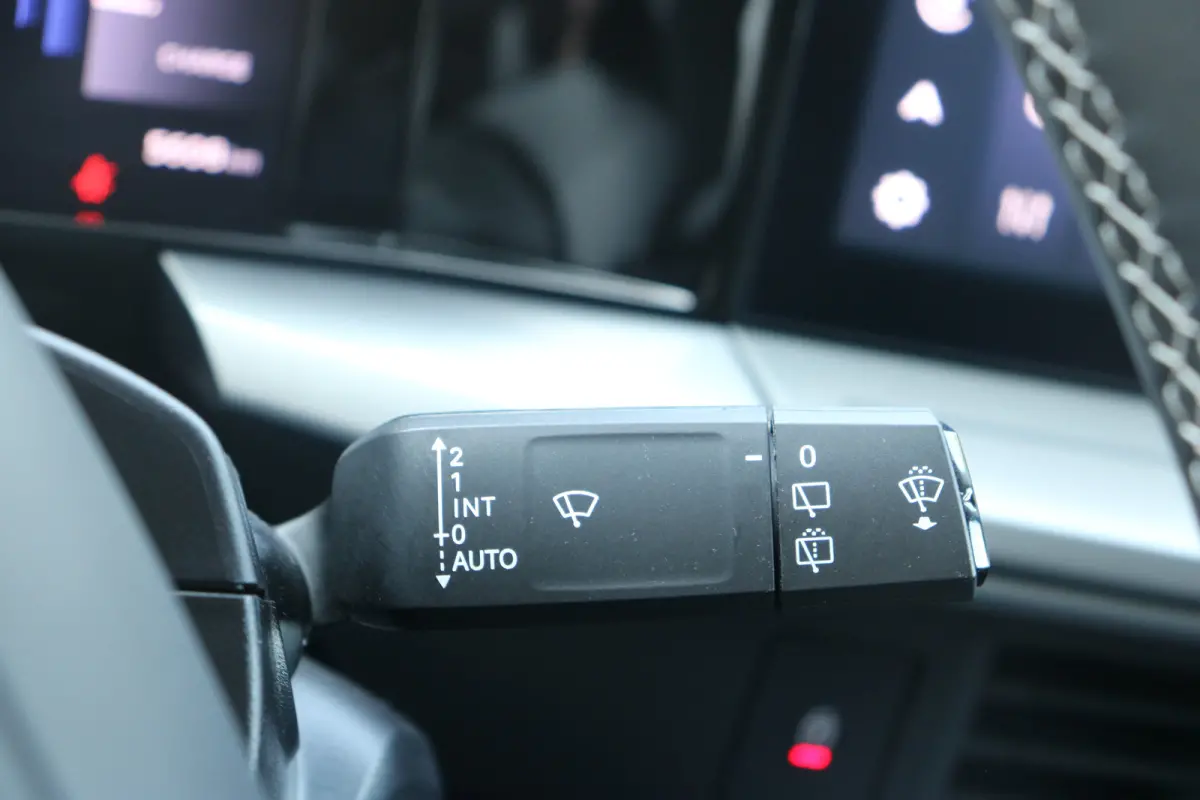 GS 44 kWh | Navi | Camera | DAB | Dodehoek | Climate | LMV 17 " | Apple Carplay/Android |