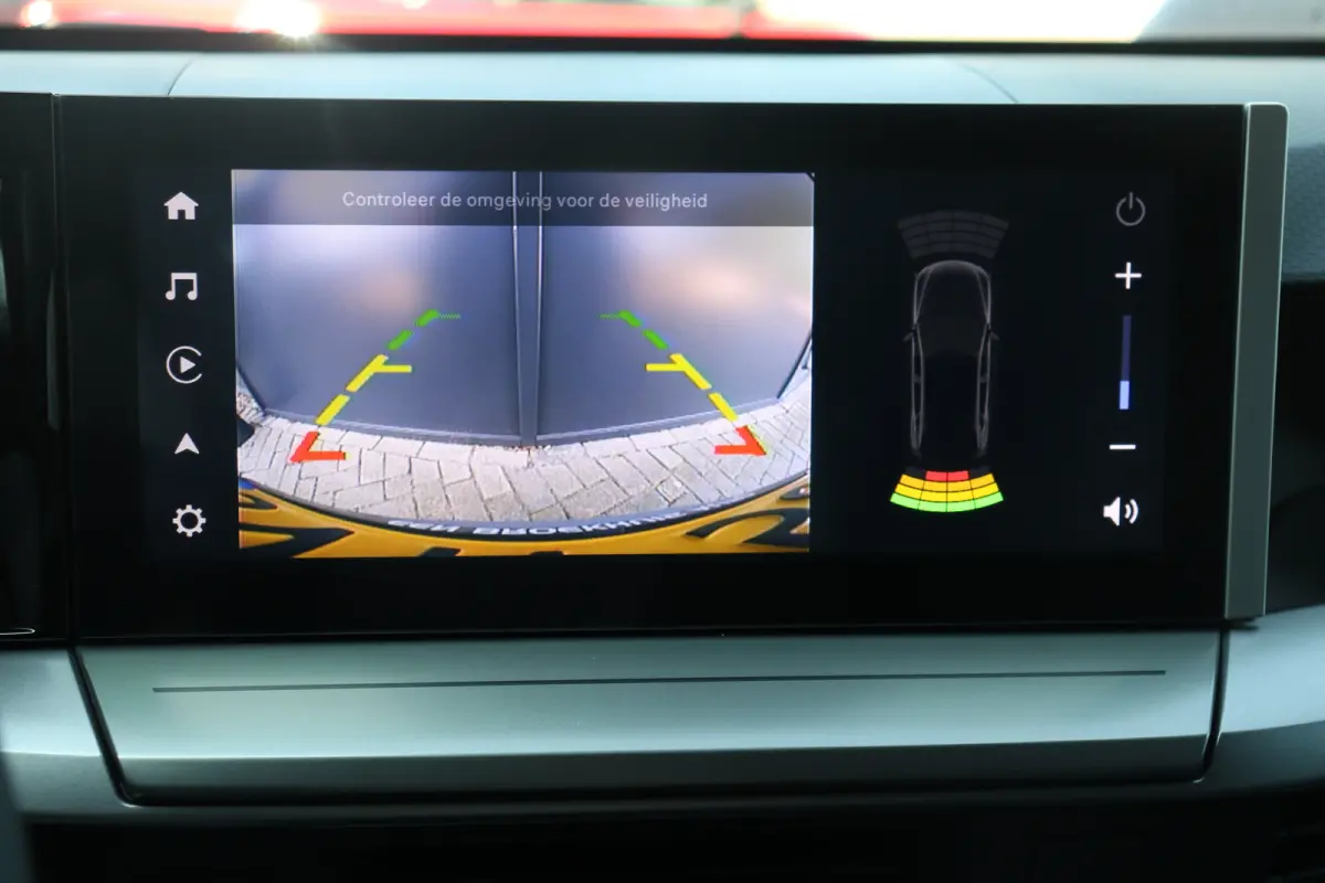GS 44 kWh | Navi | Camera | DAB | Dodehoek | Climate | LMV 17 " | Apple Carplay/Android |