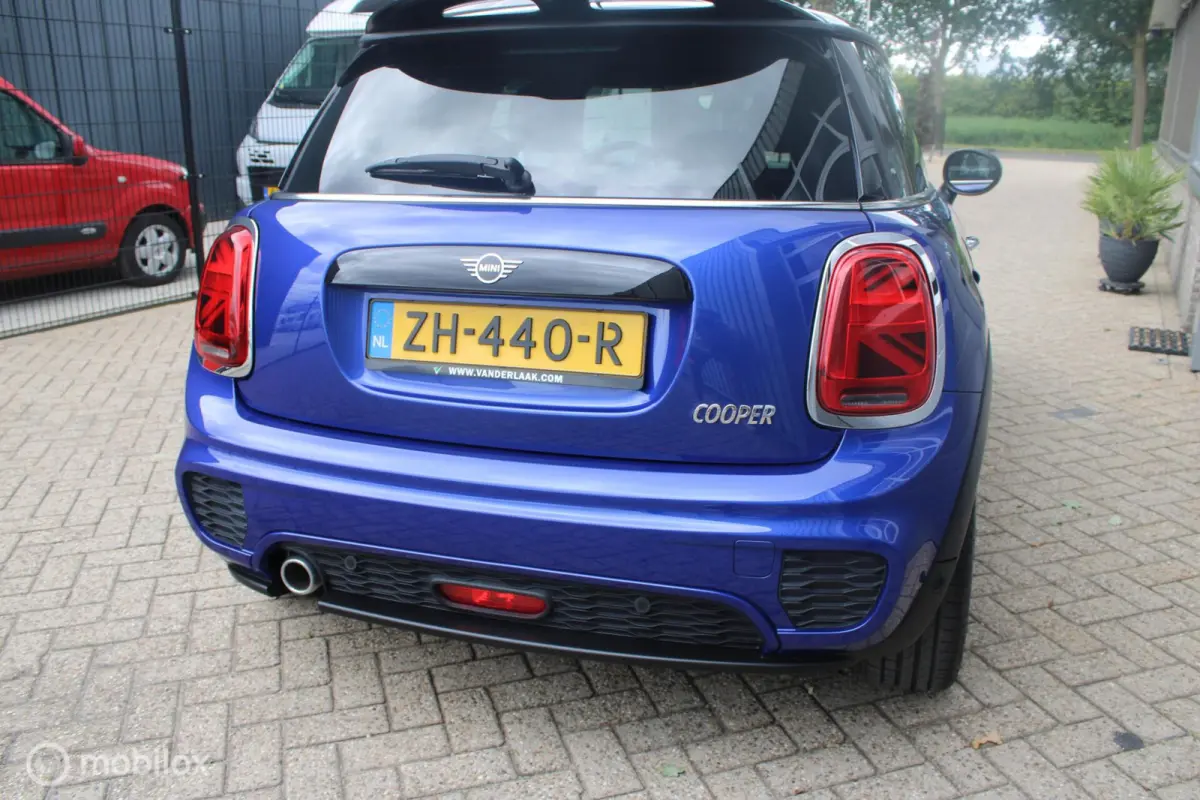 1.5 Cooper Salt *JCW PAKKET* | Automaat | Leer | Head-Up | Harman Kardon | NL Auto.