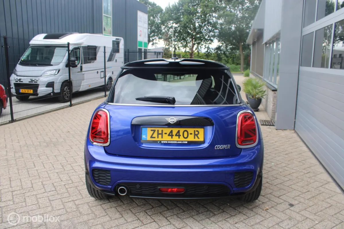 1.5 Cooper Salt *JCW PAKKET* | Automaat | Leer | Head-Up | Harman Kardon | NL Auto.