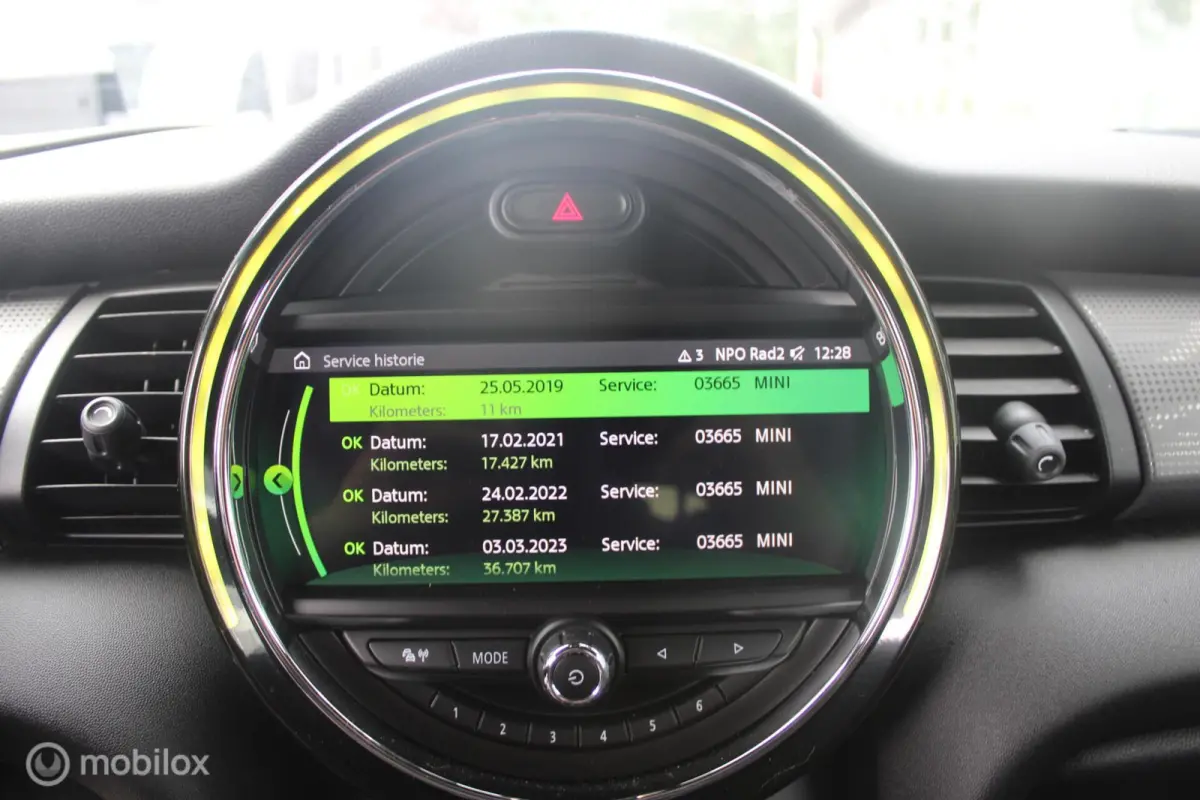 1.5 Cooper Salt *JCW PAKKET* | Automaat | Leer | Head-Up | Harman Kardon | NL Auto.