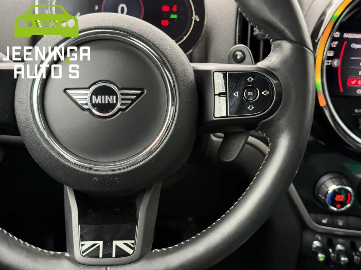 2.0 Cooper S MINI Yours|Pano|Stoelverwarming|Clima|Memory