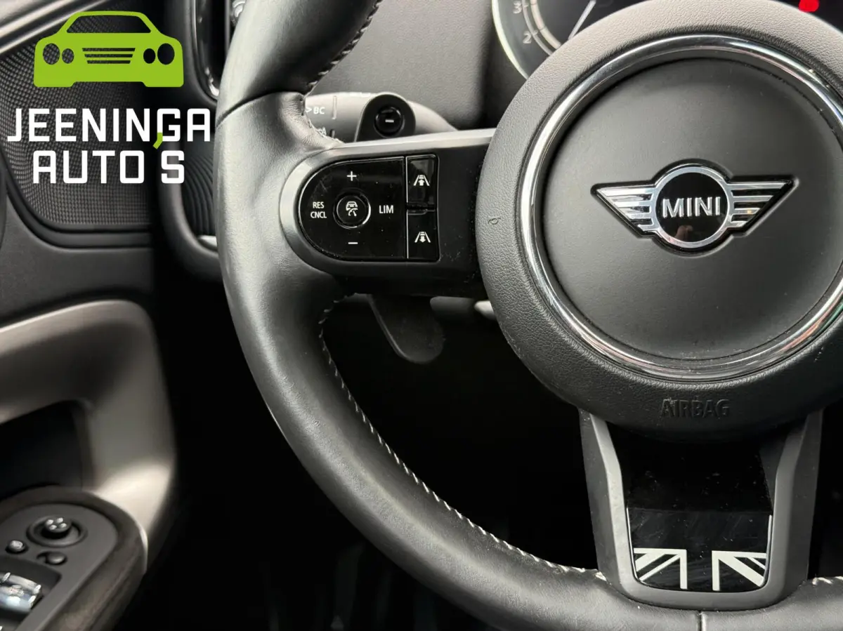 2.0 Cooper S MINI Yours|Pano|Stoelverwarming|Clima|Memory