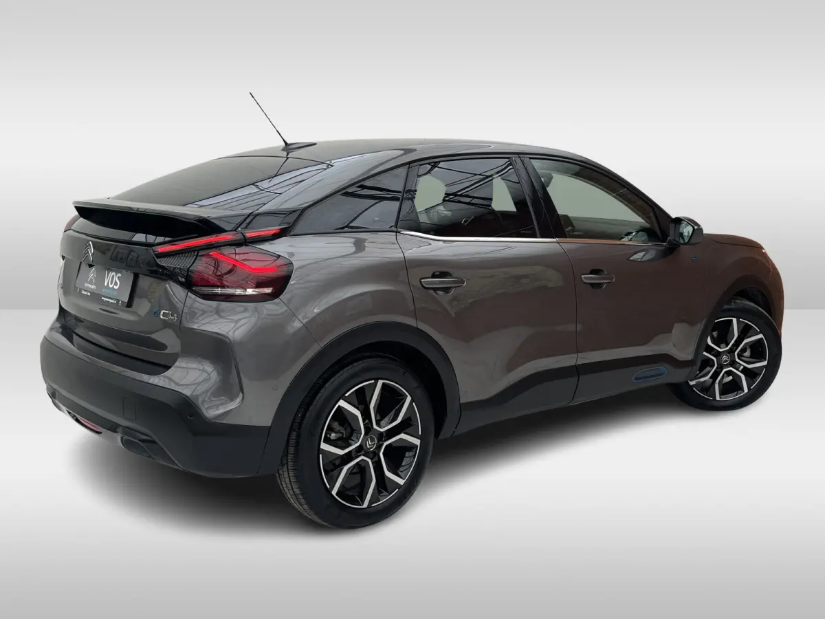 Black Shine 50 kWh | SOH 86% | Keyless | Carplay/Android Auto | Camera achter | Head-up display |