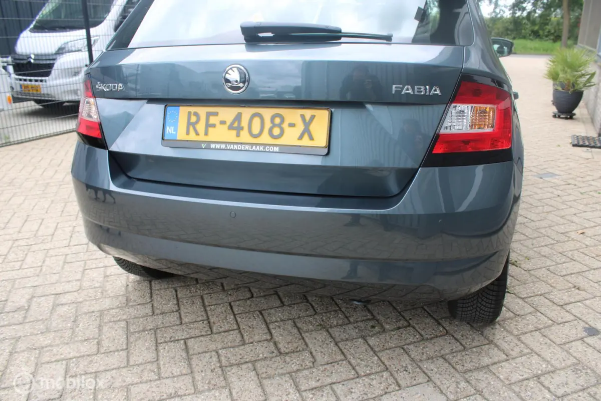 1.0 TSI Ambition 1e Eigenaar NL Auto | Airco | Cruise | Navigatie | Parkeersensoren.