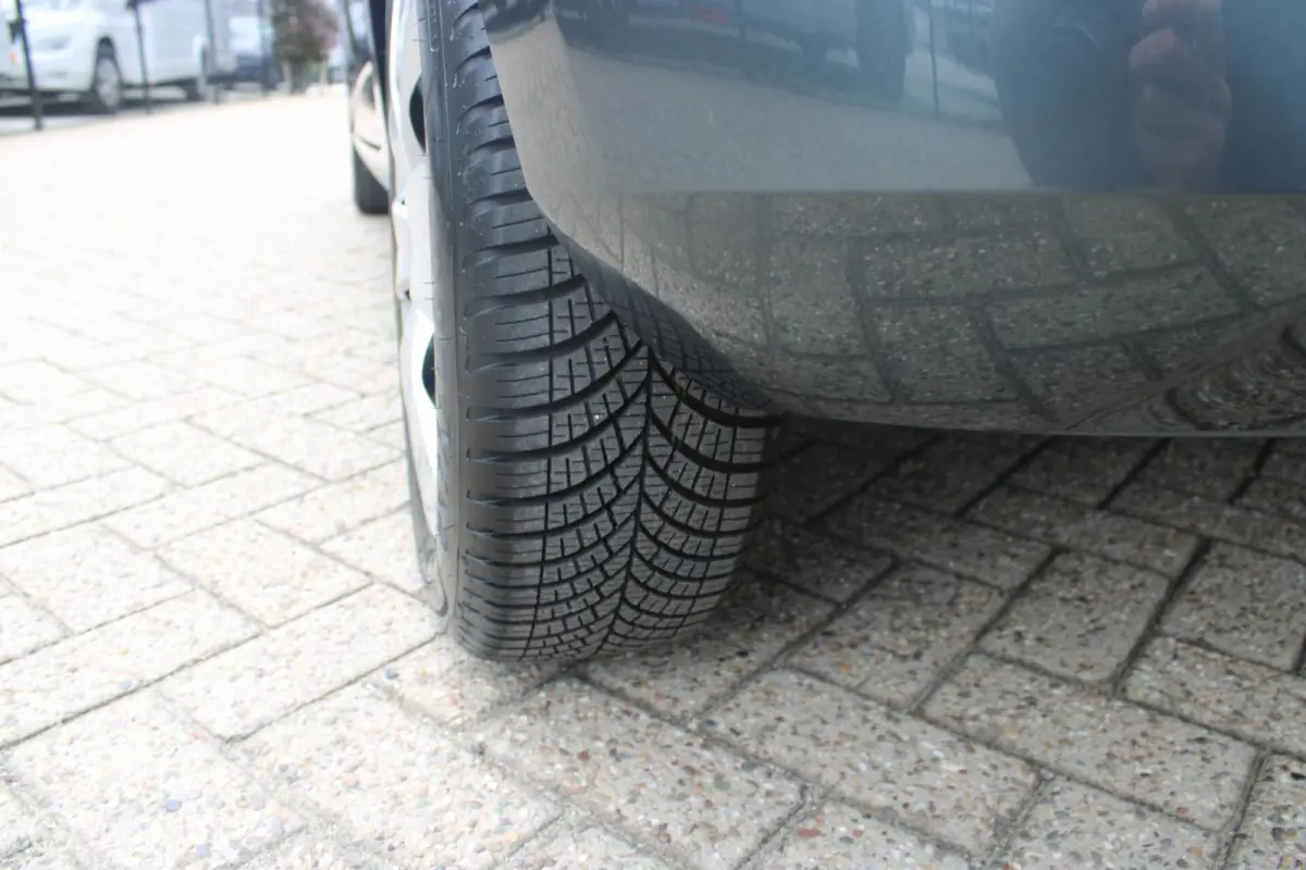 1.0 TSI Ambition 1e Eigenaar NL Auto | Airco | Cruise | Navigatie | Parkeersensoren.