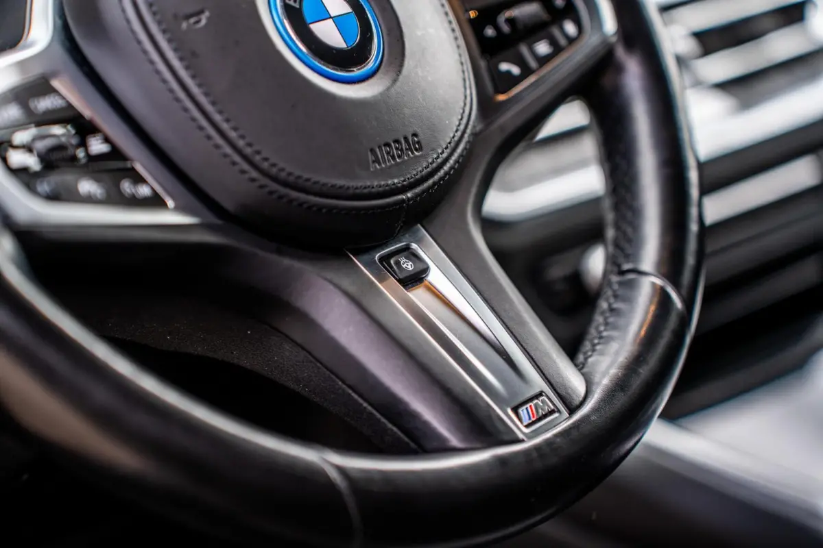 320e xDrive|PANO|SFEER|CAMERA|ACC|17''