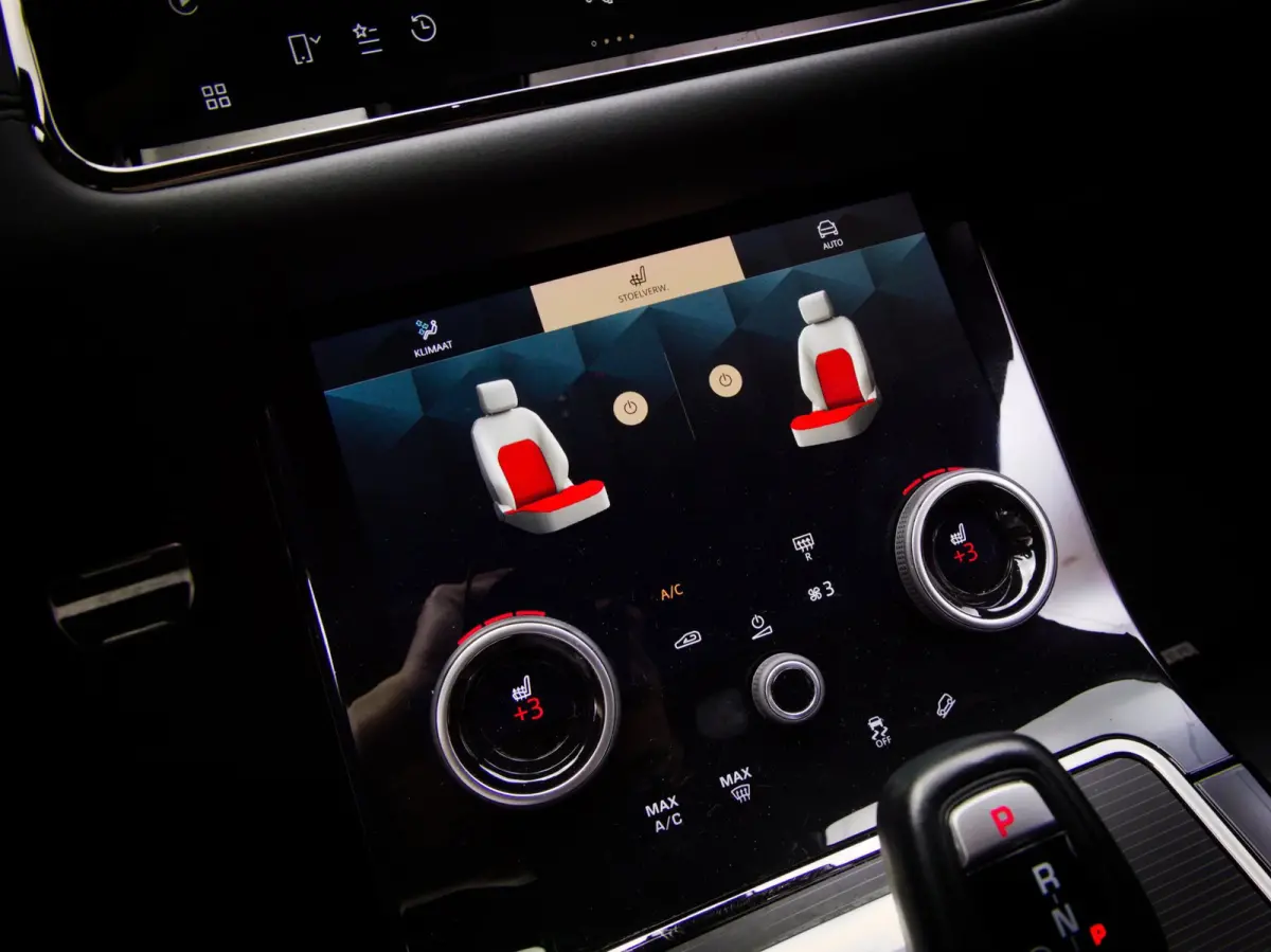1.5 P300e AWD R-Dynamic HSE (PANO, ADAPTIVE CRUISE, MERIDIAN-AUDIO, DODEHOEKDETECTOR, APPLE CARPLAY)