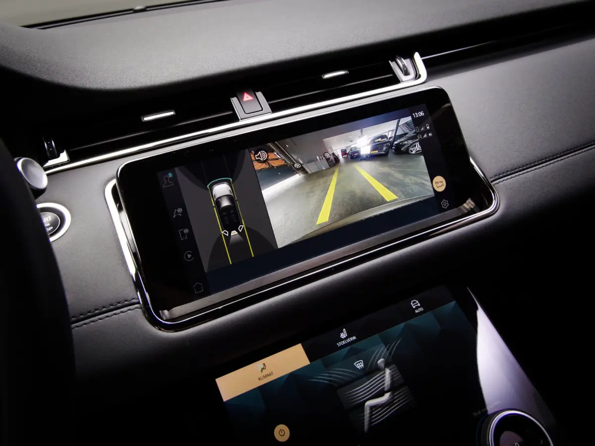 1.5 P300e AWD R-Dynamic HSE (PANO, ADAPTIVE CRUISE, MERIDIAN-AUDIO, DODEHOEKDETECTOR, APPLE CARPLAY)