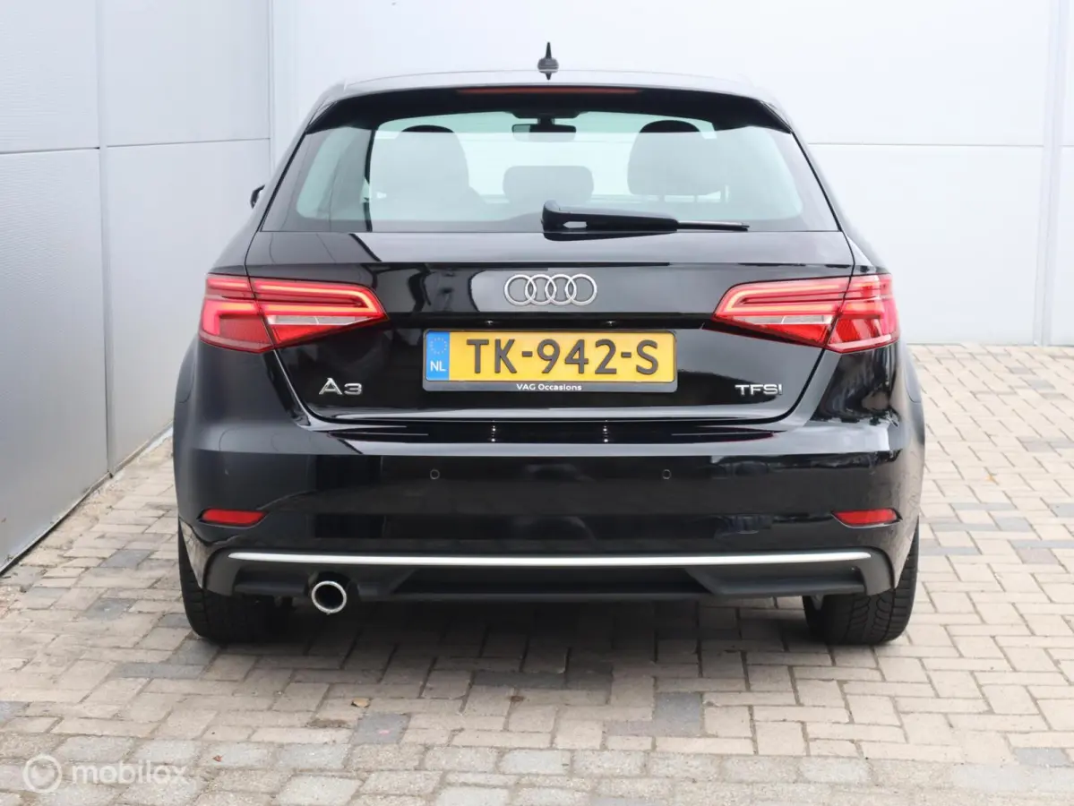 1.0 TFSI LED pdc Airco Cruise Navi 17 inch