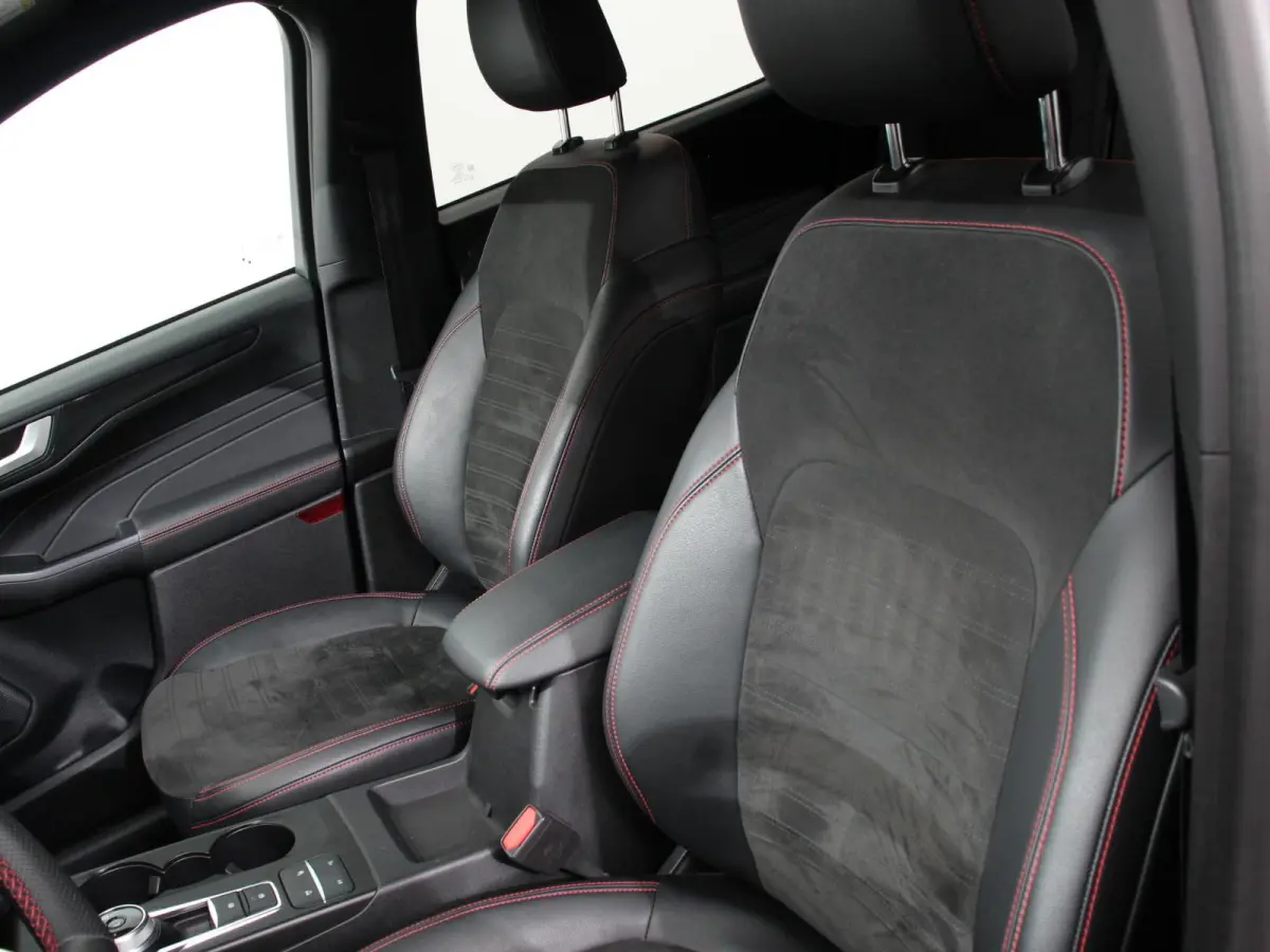 2.5 PHEV ST-Line X Automaat 261pk B&O Climate Control Navigatie Camera Elektrische Achterklep Verwarmbare voorstoelen Parkeersensoren voor & achter Verwarmbare voorruit Lichtmetalen velgen T