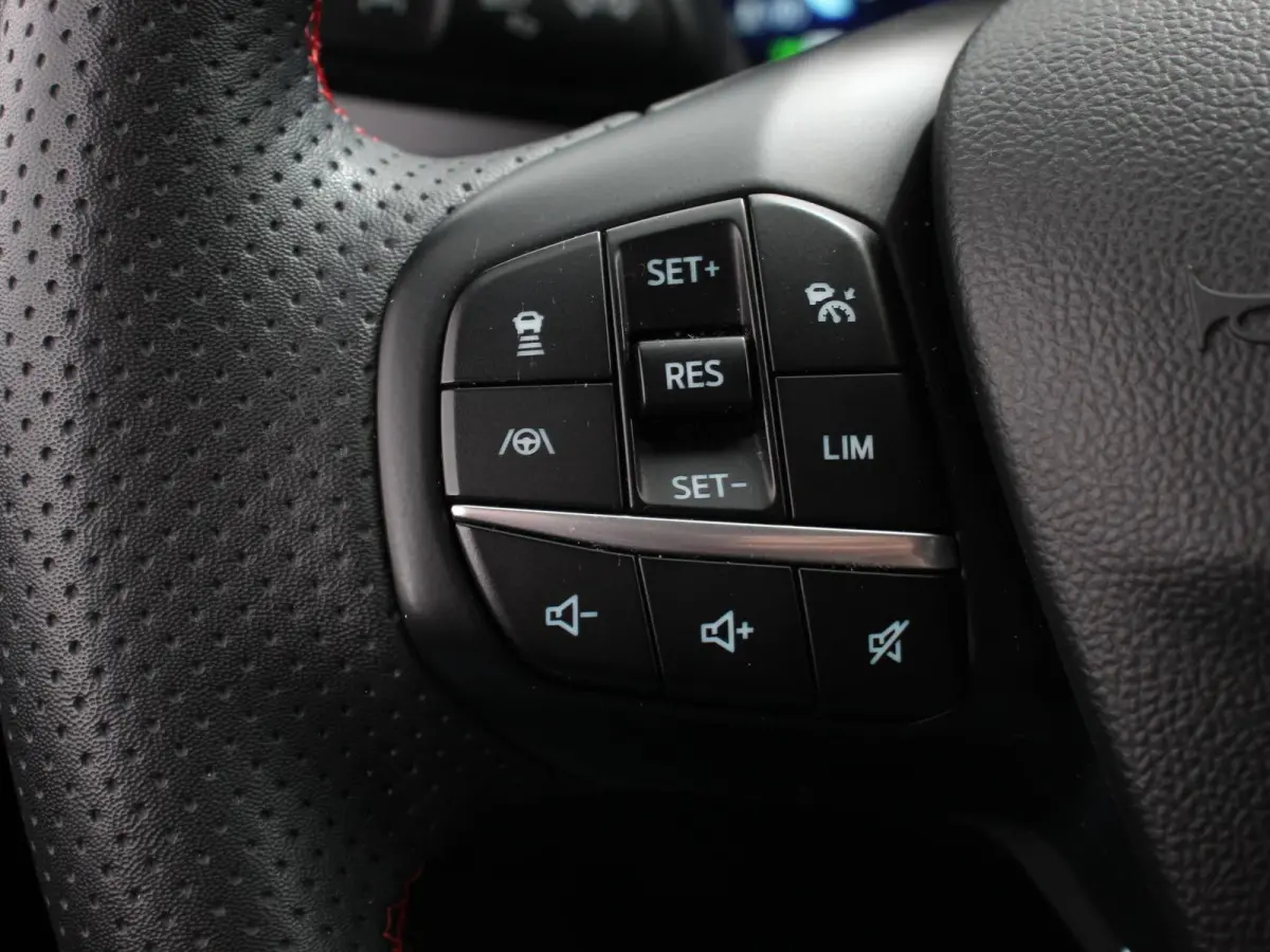 2.5 PHEV ST-Line X Automaat 261pk B&O Climate Control Navigatie Camera Elektrische Achterklep Verwarmbare voorstoelen Parkeersensoren voor & achter Verwarmbare voorruit Lichtmetalen velgen T