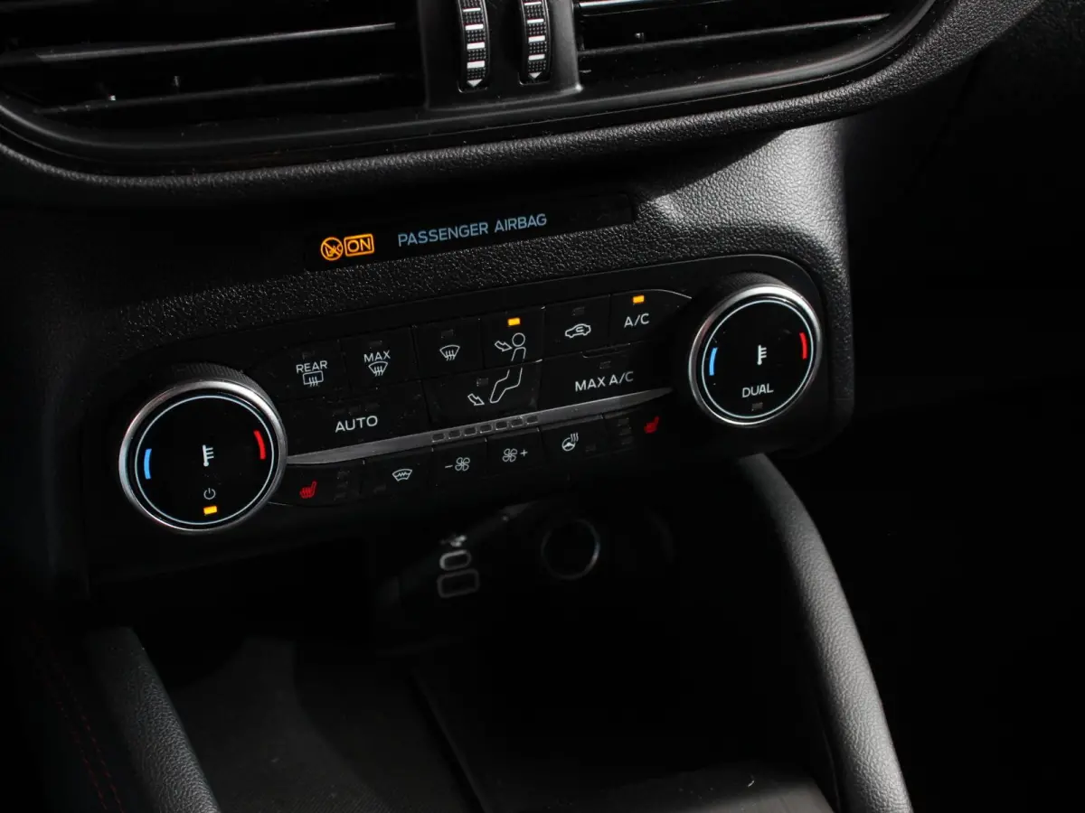 2.5 PHEV ST-Line X Automaat 261pk B&O Climate Control Navigatie Camera Elektrische Achterklep Verwarmbare voorstoelen Parkeersensoren voor & achter Verwarmbare voorruit Lichtmetalen velgen T