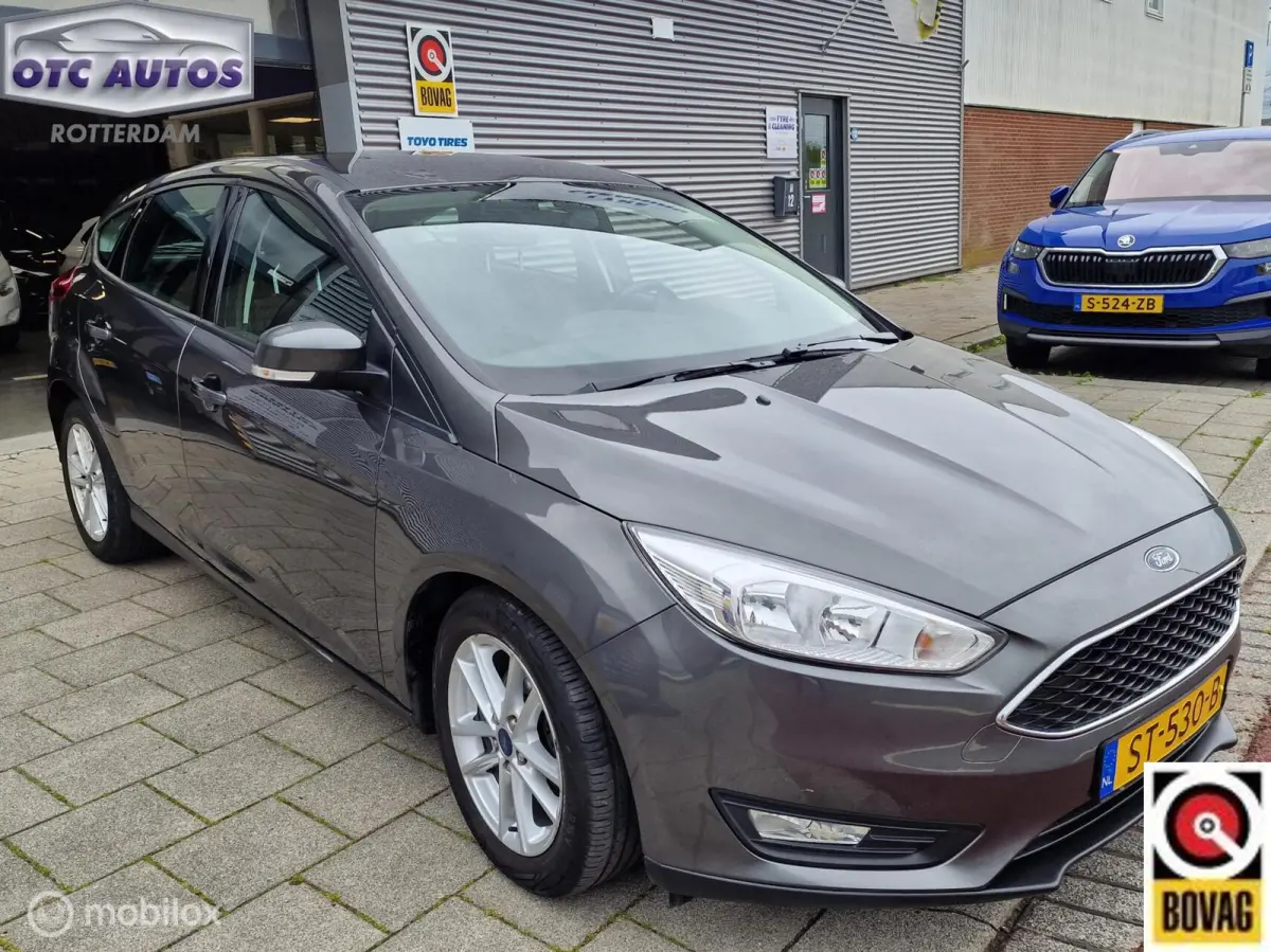 1.0 ST-Line Dealer onderhouden bijzonder nette auto