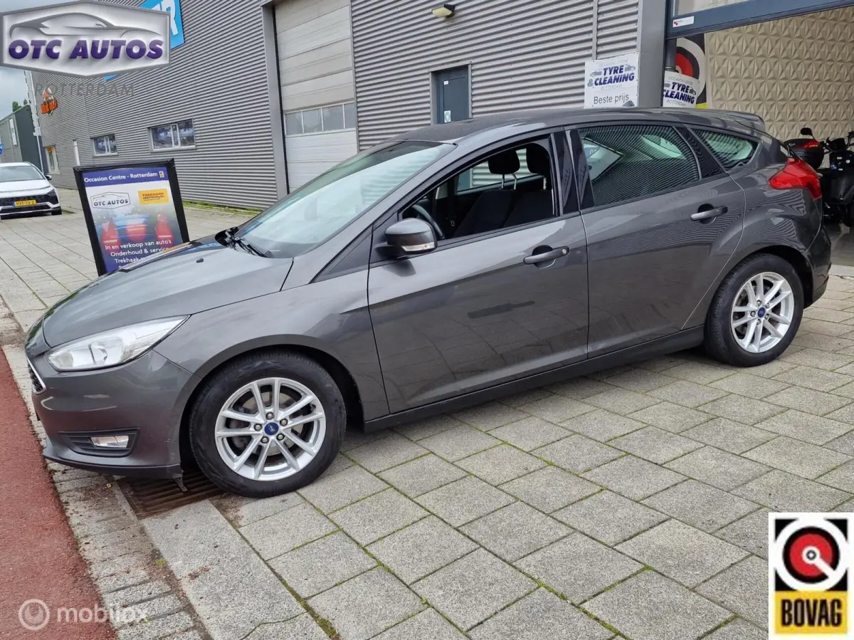 1.0 ST-Line Dealer onderhouden bijzonder nette auto