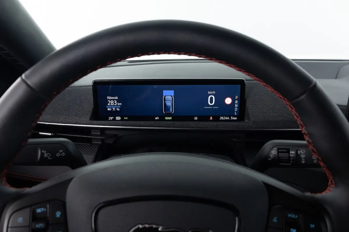 Extended AWD 98 kWh *SOH 98.4%* LEDER | Full LED | CAMERA !