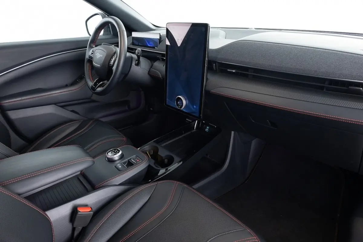 Extended AWD 98 kWh *SOH 98.4%* LEDER | Full LED | CAMERA !