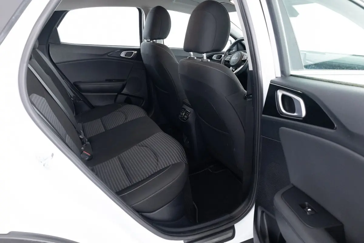 1.6 GDi PHEV DynamicLine | CARPLAY | Full LED | CAMERA !