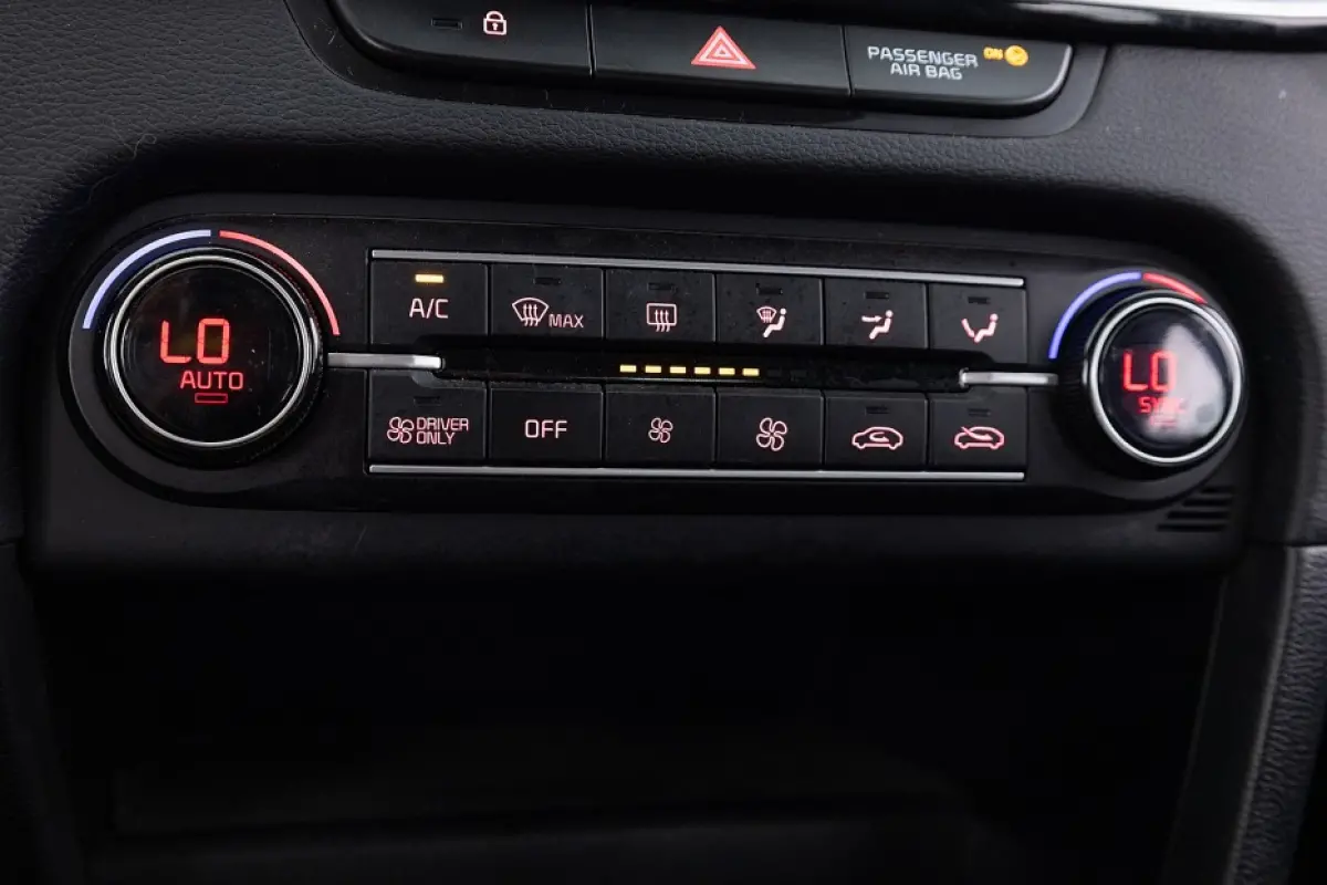 1.6 GDi PHEV DynamicLine | CARPLAY | Full LED | CAMERA !