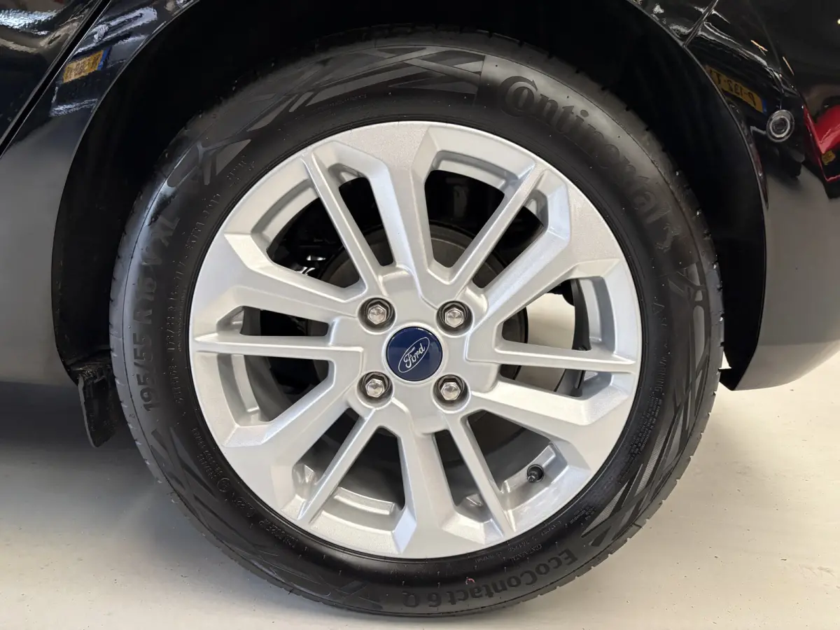 1.0 EcoBoost Hybrid Titanium X Adapt Cruise, Navi, Camera