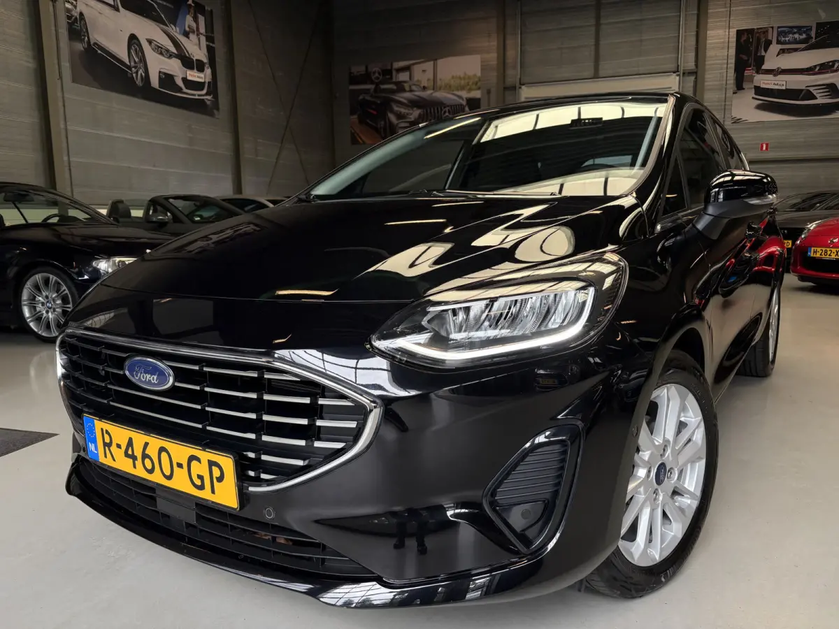 1.0 EcoBoost Hybrid Titanium X Adapt Cruise, Navi, Camera