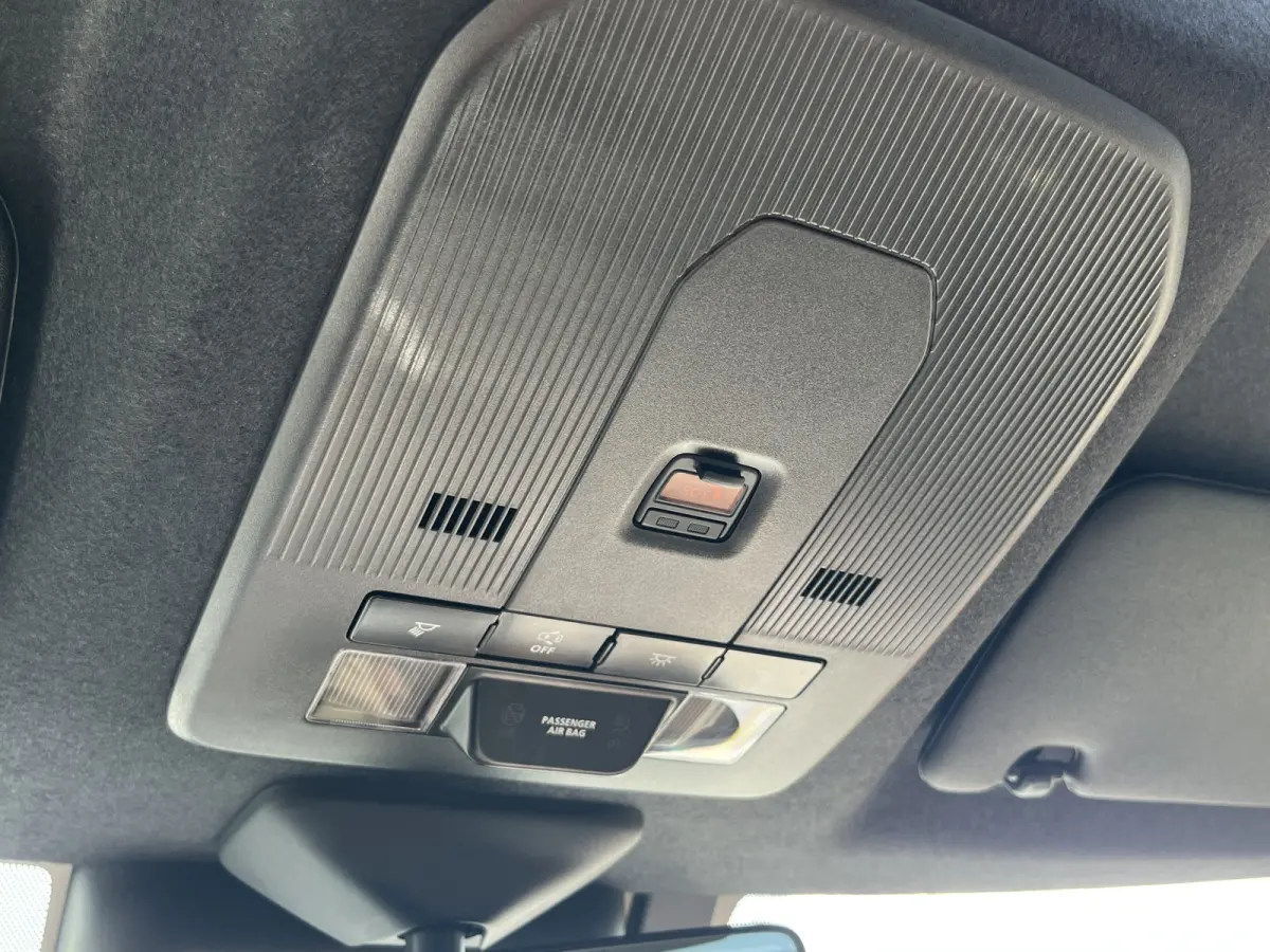 Style AllGrip-e 61 kWh | Uit voorraad leverbaar | 9939 |  €2.000,- voordeel | 360-Camera | INFINITY by Harman Soundsystem | Panoramadak | 19 inch | Half leder | Suzuki Safety System Pro |