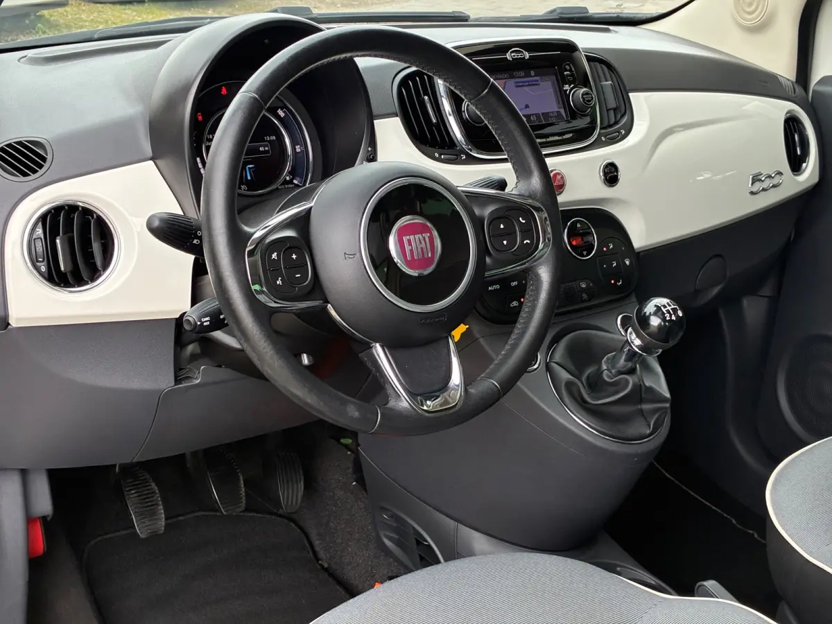 0.9 TwinAir Turbo Lounge|Panoramadak|Navigatie|CruiseControl|Climatronic