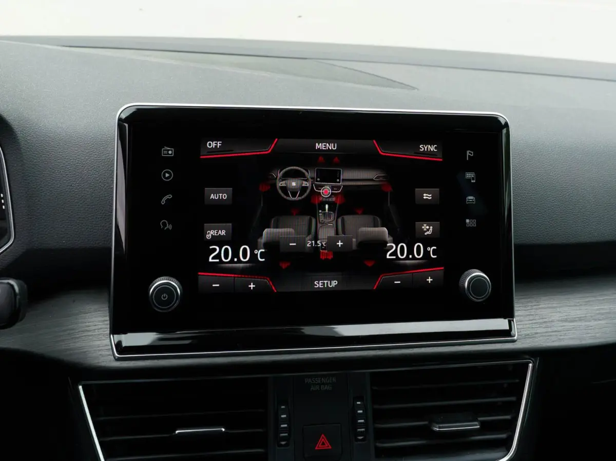 1.5 TSI 150pk Xcellence | Navigatie | 360 Camera | Stoelverwarming | Trekhaak